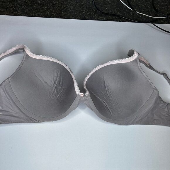 Victoria’s Secret grey push up bra 36DD - Picture 3 of 7